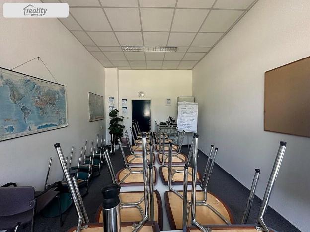 Pronájem kanceláře, Blansko, Gellhornova, 541 m2