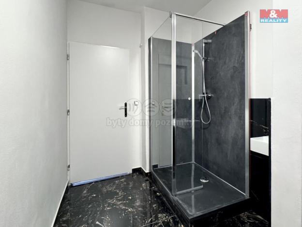 Pronájem obchodního prostoru, Ostrava - Mariánské Hory, 28. října, 83 m2