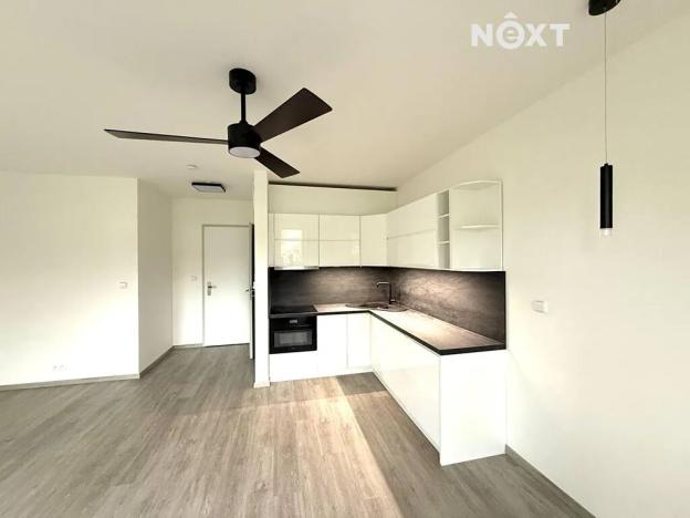 Pronájem bytu 1+kk, Zlín, Nad Stráněmi, 39 m2