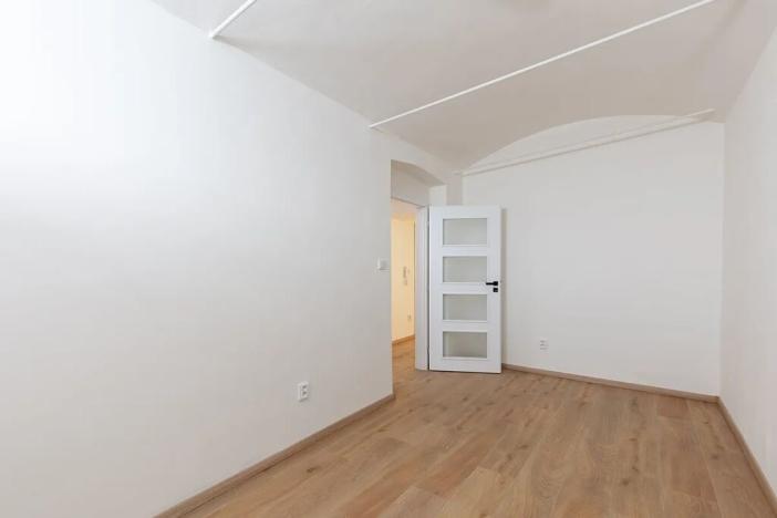 Pronájem bytu 2+kk, Praha - Libeň, Františka Kadlece, 34 m2