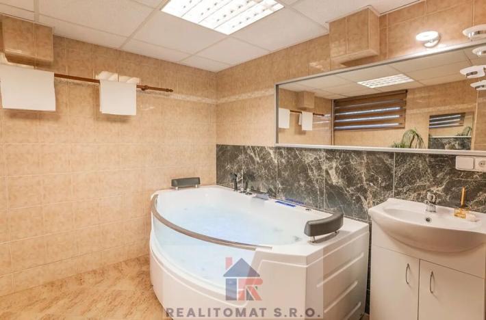 Pronájem bytu 1+kk, Praha - Jinonice, Peroutkova, 55 m2