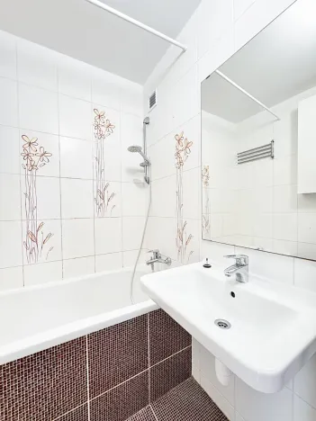 Prodej bytu 3+1, Ostrava, náměstí Družby, 69 m2