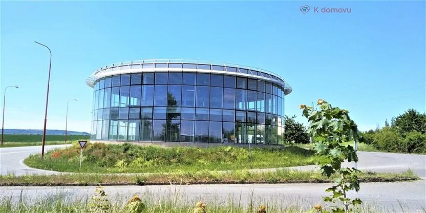 Prodej obchodního prostoru, Staré Město, 1625 m2