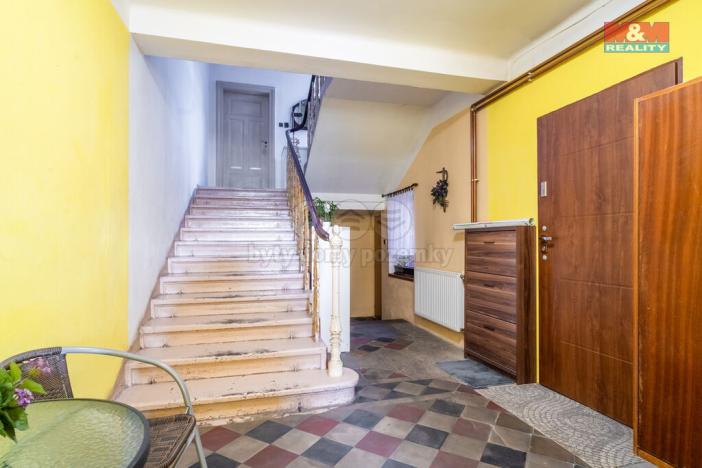 Prodej rodinného domu, Mimoň, nám. 1. máje, 120 m2