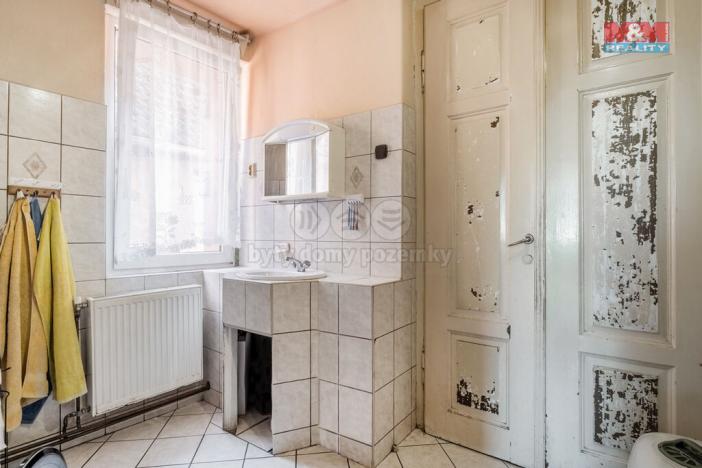 Prodej činžovního domu, Mimoň, nám. 1. máje, 120 m2