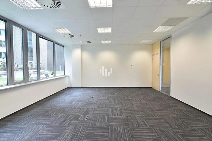 Pronájem kanceláře, Praha - Stodůlky, Bucharova, 2870 m2