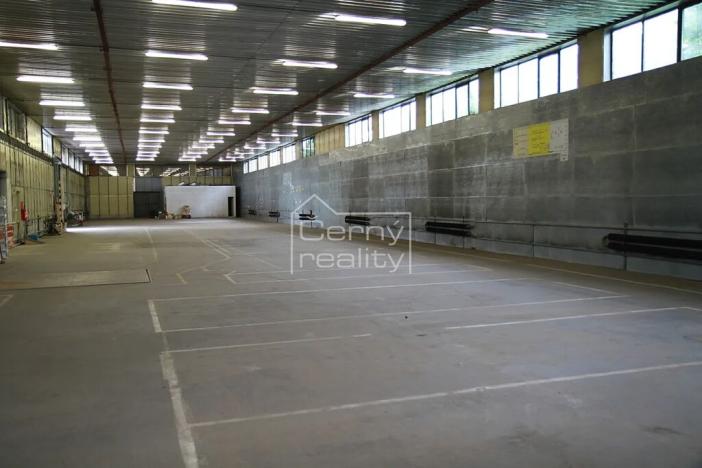 Pronájem skladu, Pardubice, Fáblovka, 1200 m2