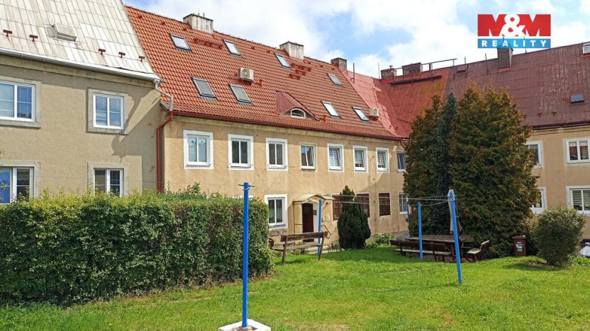 Pronájem bytu 3+1, Litvínov, Ladova, 67 m2