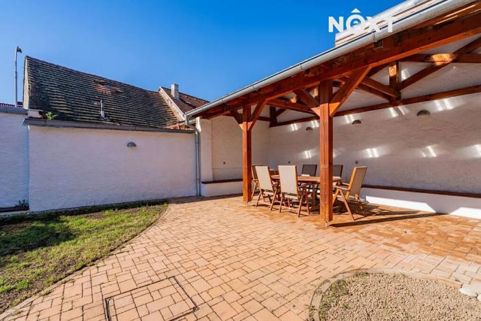 Prodej rodinného domu, Lišov, třída 5. května, 160 m2