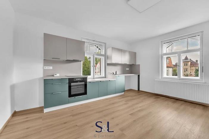 Pronájem bytu 3+1, Liberec, Zborovská, 131 m2