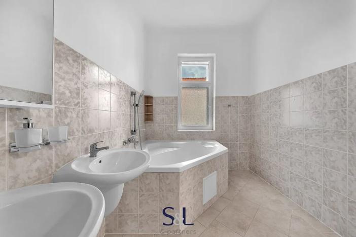 Pronájem bytu 3+1, Liberec, Zborovská, 131 m2