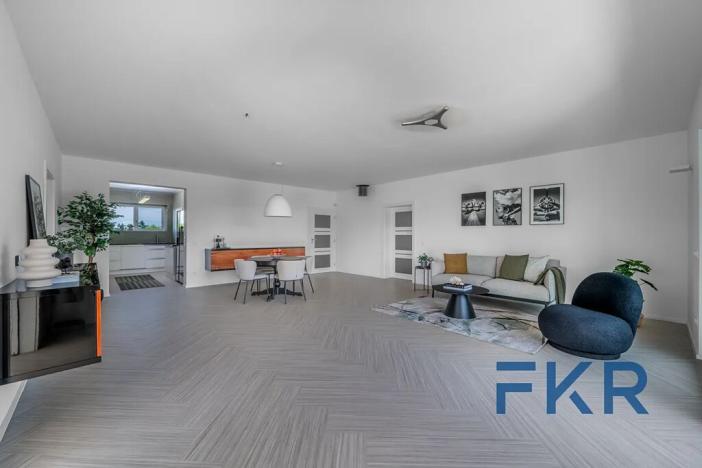 Prodej rodinného domu, Kolová, 205 m2