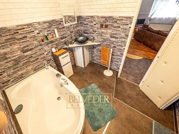 Prodej činžovního domu, Dubí, Nerudova, 254 m2