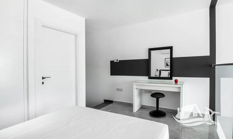 Prodej bytu 1+1, Agios Amvrosios Keryneias, Kypr, 58 m2