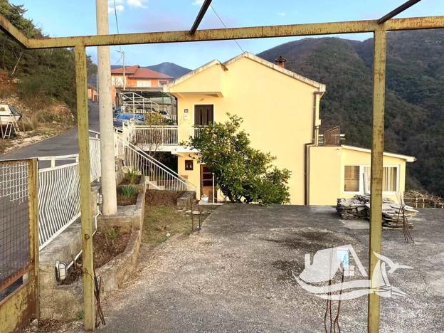 Prodej rodinného domu, Zelenika, Černá Hora, 164 m2