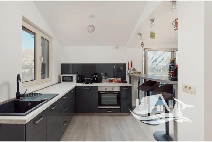 Prodej bytu 3+kk, Kotor, Černá Hora, 140 m2