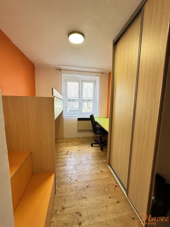 Prodej bytu 2+1, Karlovy Vary, Třeboňská, 55 m2