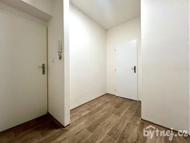 Pronájem bytu 2+kk, Olomouc - Hodolany, Rejskova, 35 m2