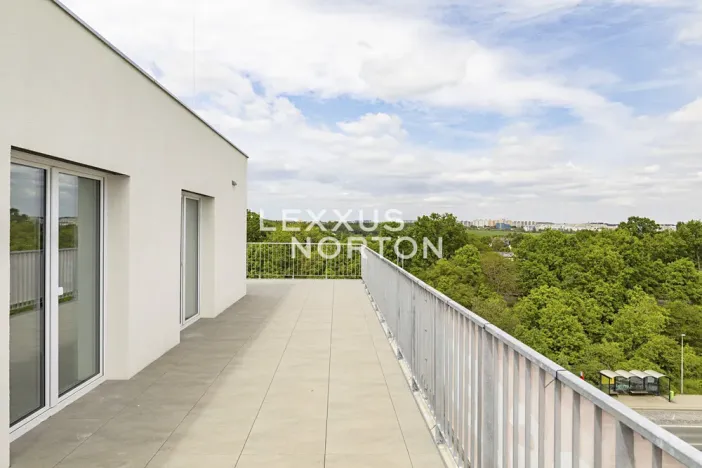 Prodej bytu 4+kk, Praha - Hostavice, Českobrodská, 115 m2