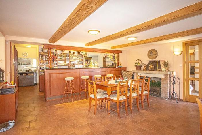 Prodej restaurace, Mařenice, 479 m2