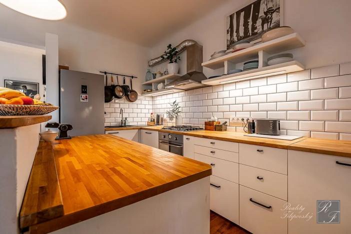 Prodej rodinného domu, Praha - Kobylisy, Klecanská, 161 m2