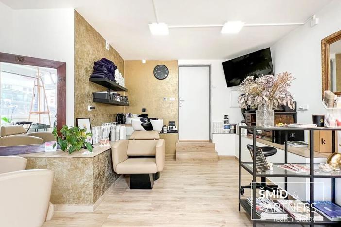 Prodej obchodního prostoru, Poděbrady, Hakenova, 40 m2