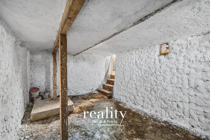 Prodej zemědělské usedlosti, Báňovice, 80 m2