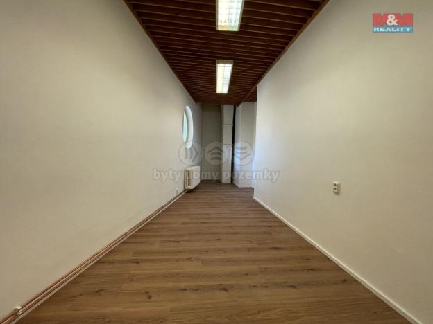 Pronájem kanceláře, Praha - Vinohrady, náměstí Míru, 54 m2