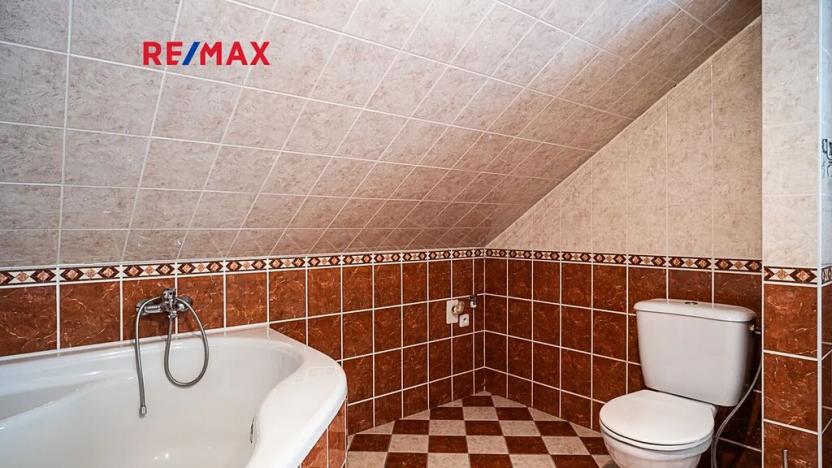 Prodej rodinného domu, Cvikov, Komenského, 298 m2