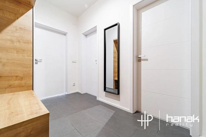 Pronájem bytu 2+kk, Olomouc, gen. Píky, 56 m2