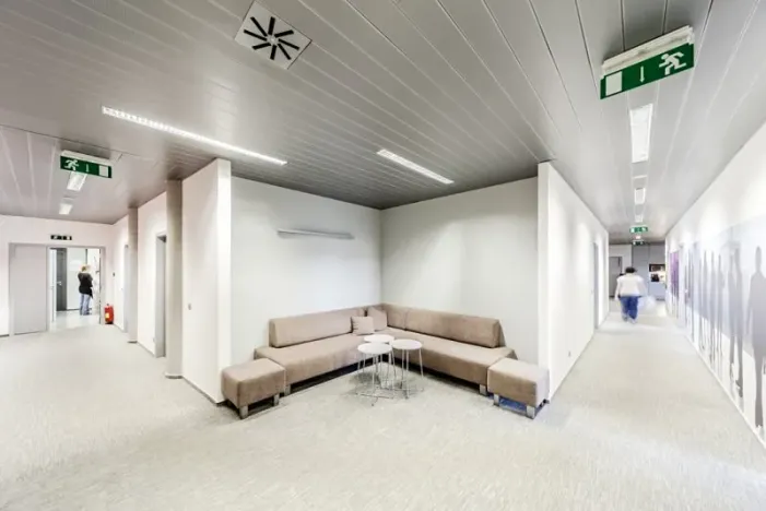 Pronájem kanceláře, Praha - Smíchov, Nádražní, 539 m2