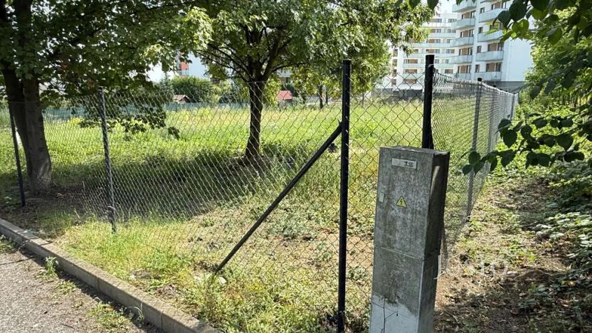 Pronájem zahrady, Teplice, Osiková, 2008 m2