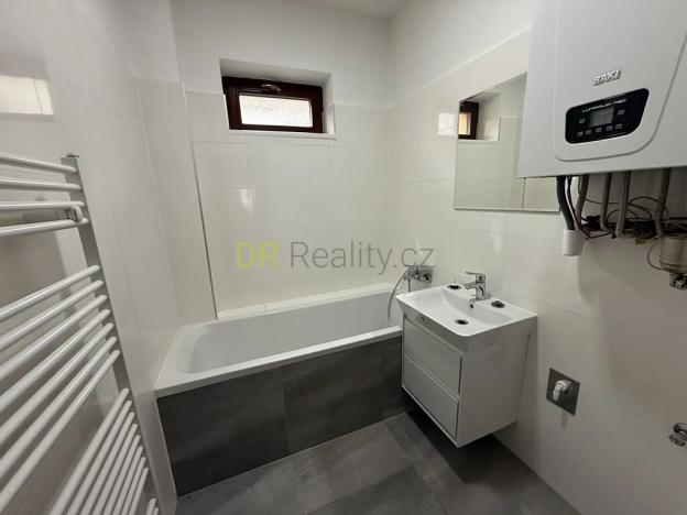 Pronájem bytu 2+1, Brno, Škrochova, 52 m2