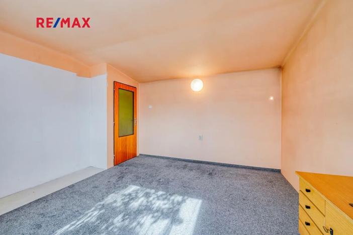 Prodej rodinného domu, Vrčeň, 437 m2