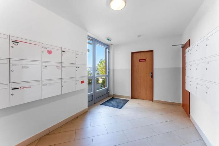 Prodej bytu 1+kk, Praha - Stodůlky, Na Výrovně, 39 m2