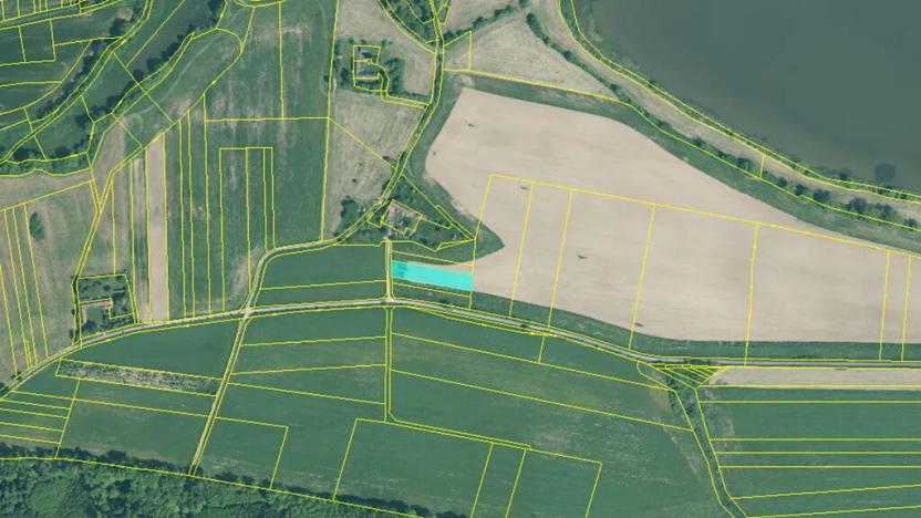 Prodej pole, Albrechtice nad Vltavou, 1671 m2