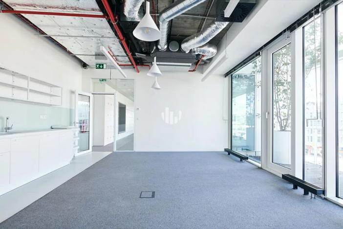 Pronájem kanceláře, Praha - Holešovice, Plynární, 152 m2