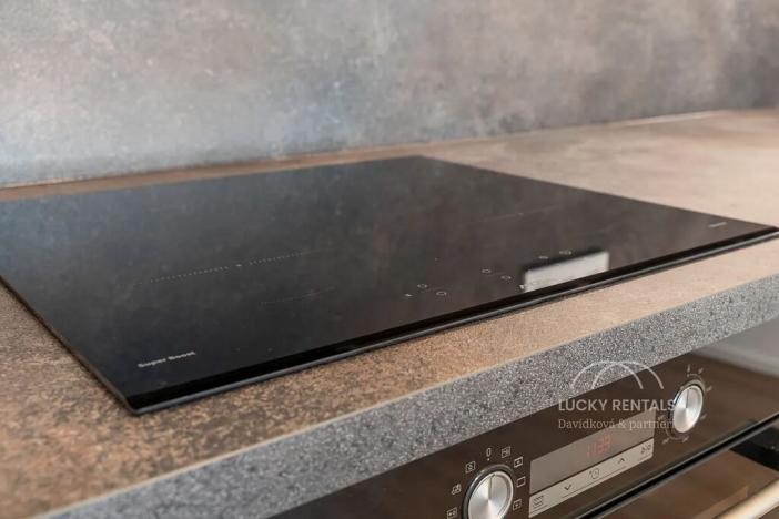 Pronájem bytu 2+kk, Praha - Chodov, Líbalova, 60 m2