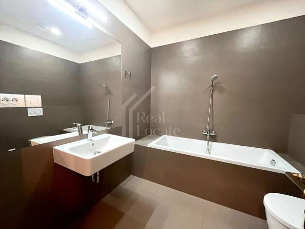 Pronájem bytu 2+1, Praha - Karlín, Sokolovská, 75 m2