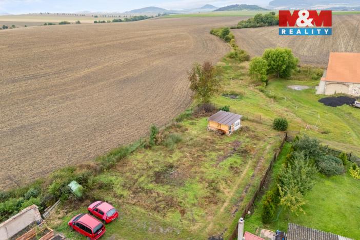 Prodej pozemku pro bydlení, Koštice - Vojničky, 878 m2