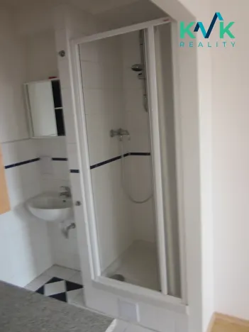 Pronájem bytu 1+kk, Karlovy Vary, Krále Jiřího, 22 m2