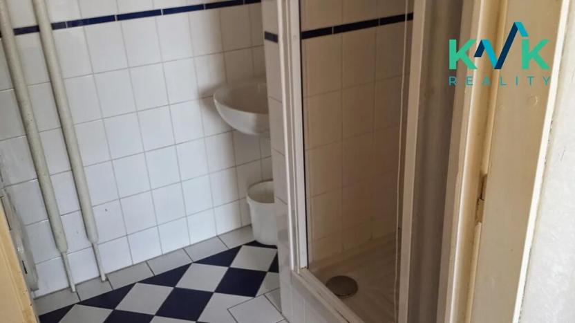 Pronájem bytu 1+kk, Karlovy Vary, Krále Jiřího, 22 m2