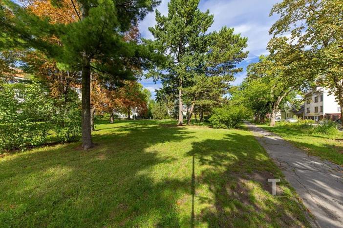 Prodej bytu 4+1, Hodonín, Mírové nám., 150 m2