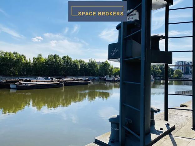 Pronájem kanceláře, Praha - Holešovice, Jankovcova, 1326 m2