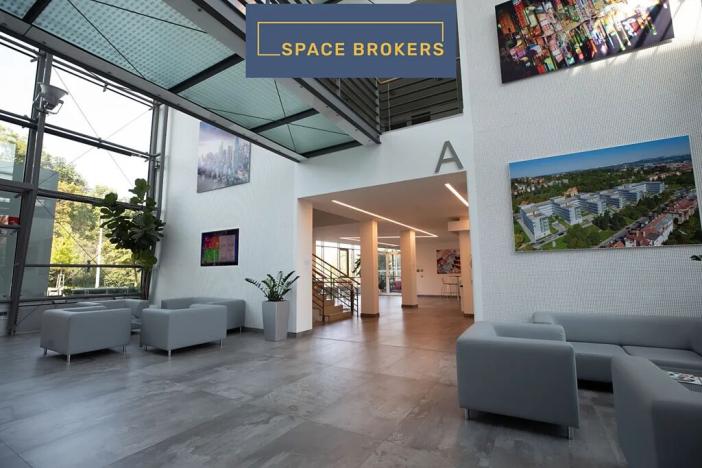 Pronájem kanceláře, Praha - Dejvice, Evropská, 1000 m2