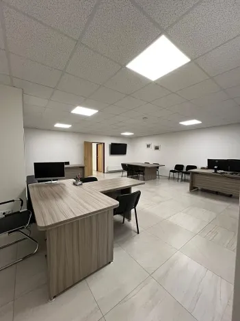 Prodej kanceláře, Karlovy Vary, Spálená, 92 m2