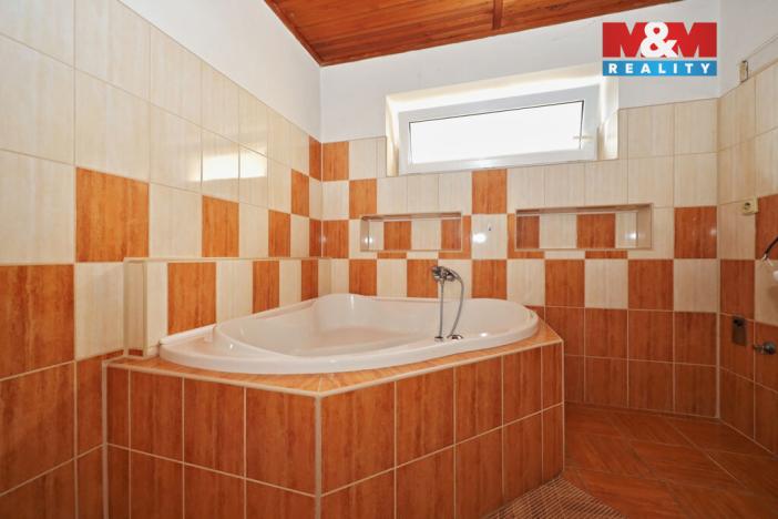 Prodej rodinného domu, Třebíč - Stařečka, Sucheniova, 190 m2