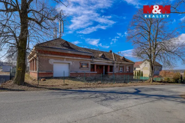 Prodej rodinného domu, Zahrádka, 300 m2