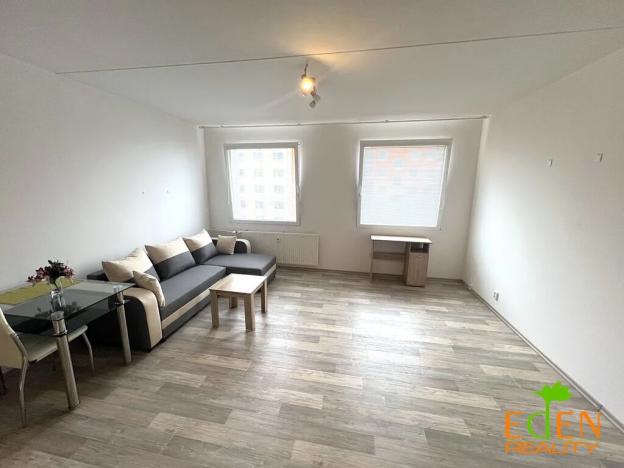 Pronájem bytu 1+kk, Plzeň, Krašovská, 30 m2