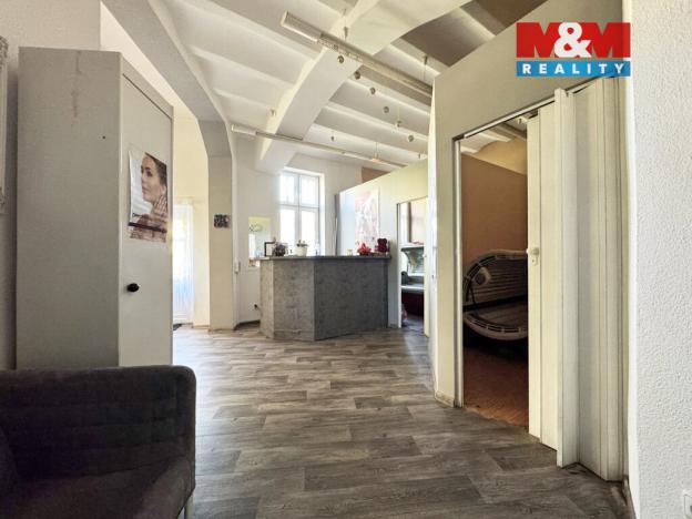 Pronájem obchodního prostoru, Chodov, Husova, 46 m2